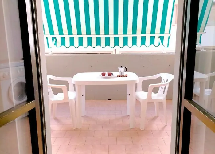 La Sotto Casa A Pochi Passi Dal Mare, Rivabella アパート *