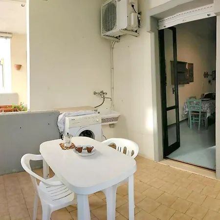 Lägenhet La Sotto Casa A Pochi Passi Dal Mare, Rivabella *